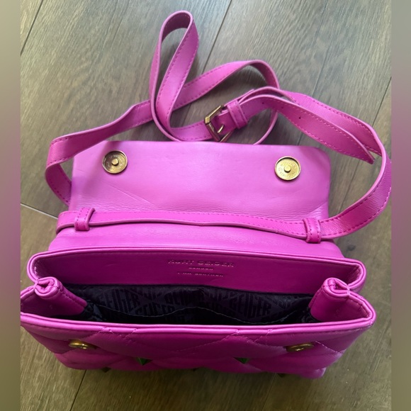 KURT GEIGER LONDON KENSINGTON SOFT MEDIUM FUCHSIA CROSSBODY BAG - BRIGHT PINK - Picture 10 of 12
